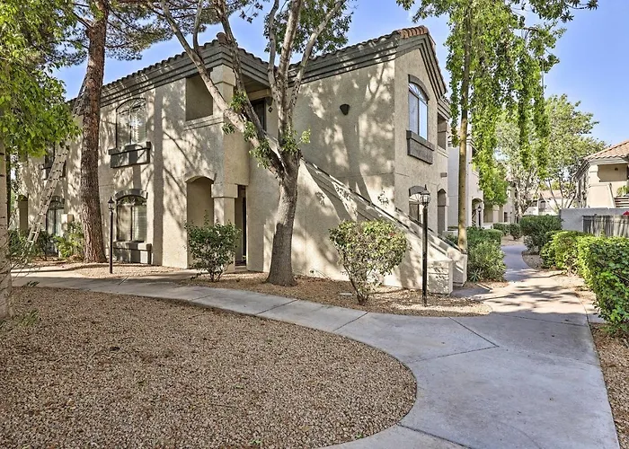 Steps To Pool! Family-friendly Retreat Scottsdale