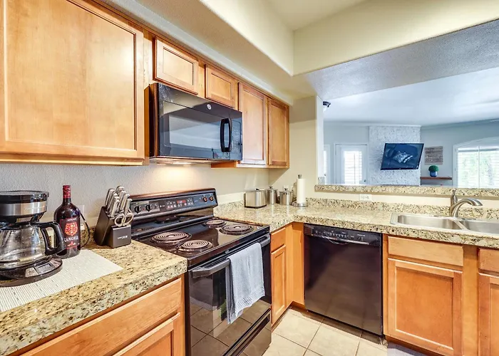 Steps To Pool! Family-friendly Retreat Scottsdale